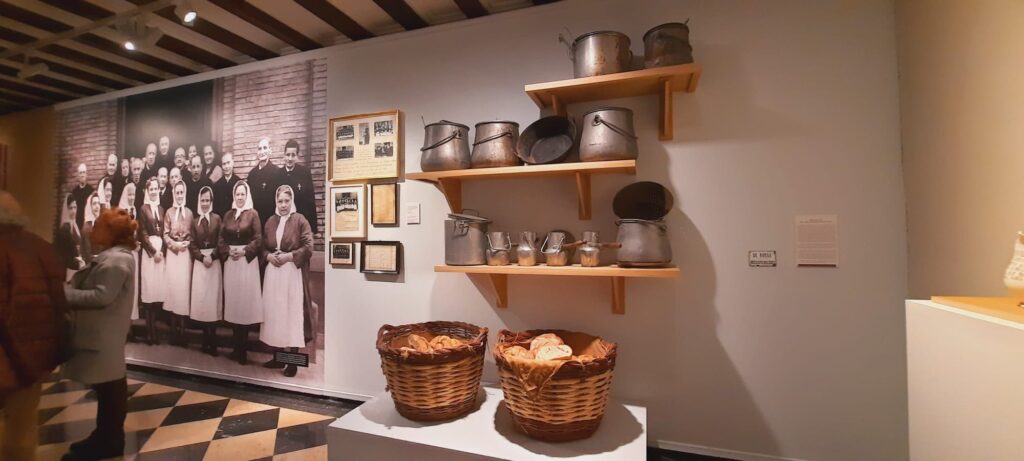 Visita al Palacio de SASTAGOFoto 7